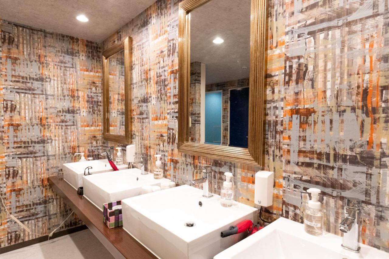 W Station Hostel Oszaka Kültér fotó