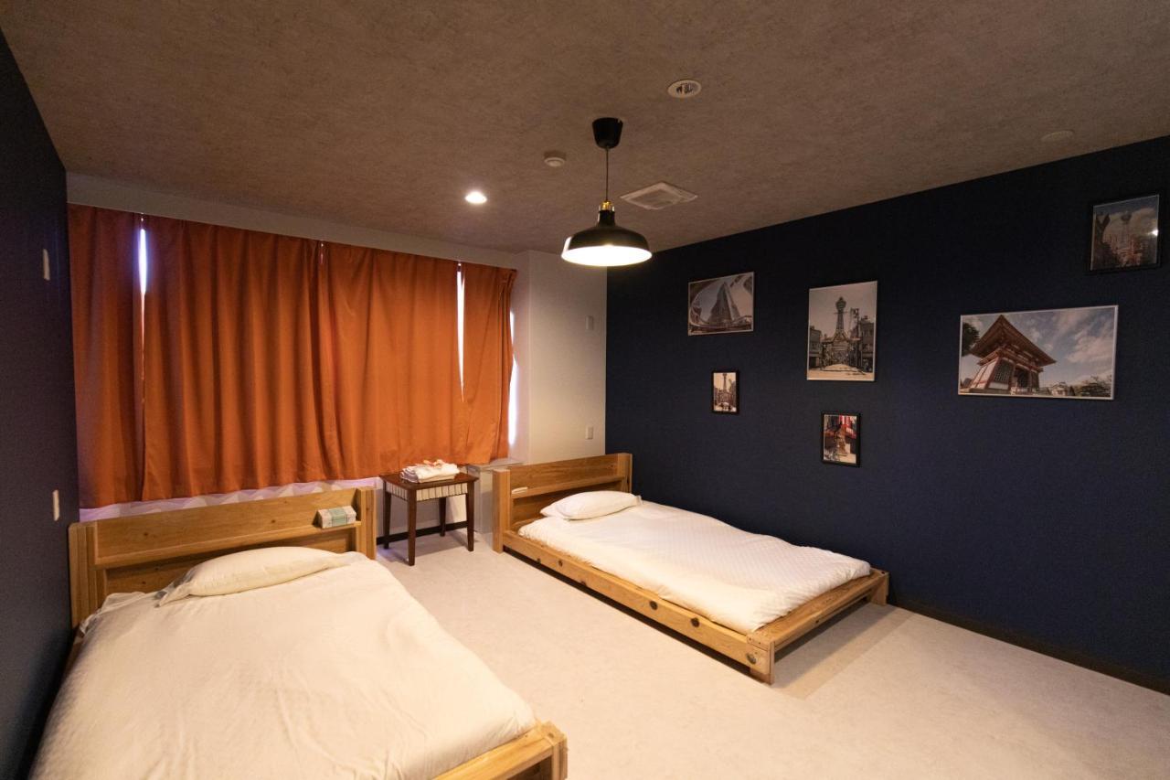 W Station Hostel Oszaka Kültér fotó
